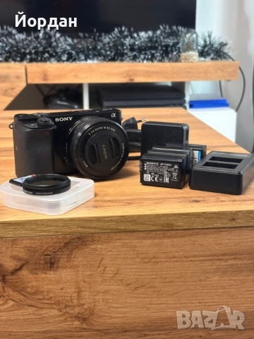 Sony A6000 с обектив 16–50mm + комплект аксесоари, снимка 3 - Фотоапарати - 52454350