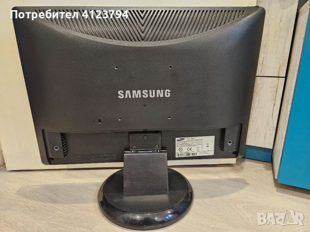 монитор Samsung SyncMaster 206bw, снимка 3 - Монитори - 46280656