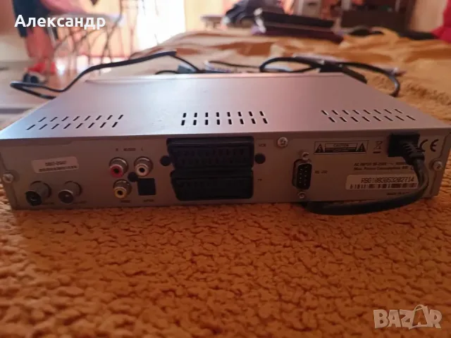 Цифров декодер Topfied, снимка 2 - Приемници и антени - 49821359