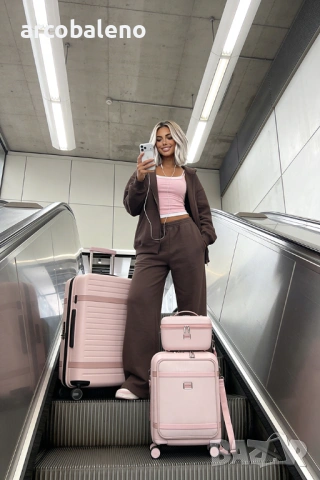 Дамски комплект анцуг Clarks, 3цвята , снимка 5 - Спортни екипи - 53919144