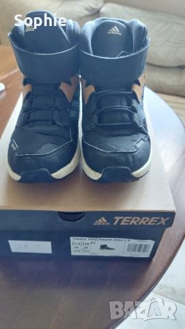 Зимни детски обувки Adidas Terrex Trailmaker High, снимка 4 - Детски обувки - 53696858