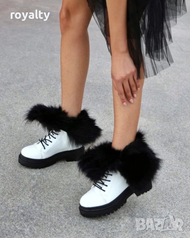 Равни боти - бяла кожа с черен ЕСТЕСТВЕН пух, снимка 3 - Дамски боти - 52162668