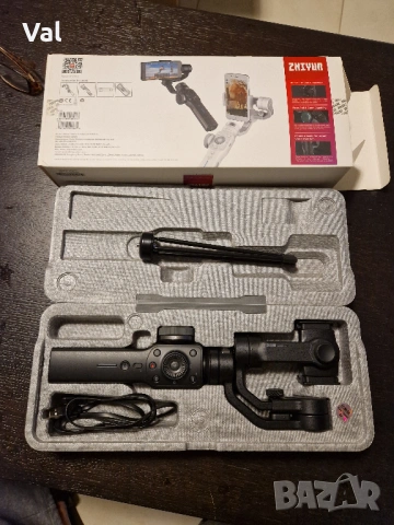 Стабилизатор за смартфони-Гимбал- Zhiyun-Tech SMOOTH 4