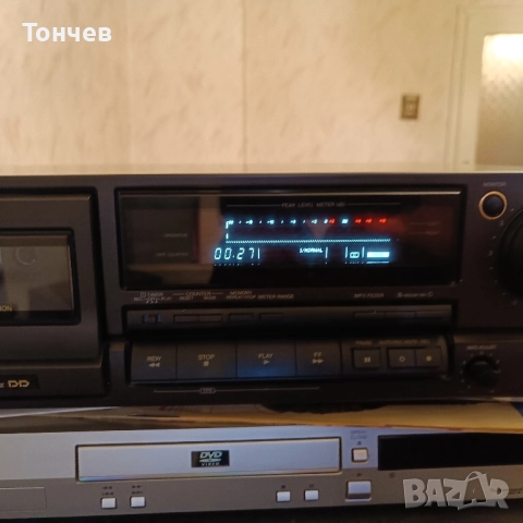 Триглав касетъчен дек Technics RS-BX606