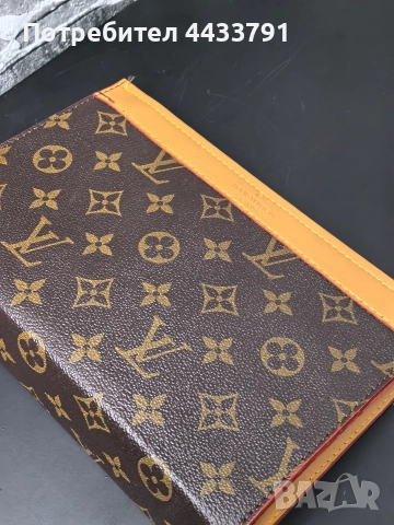 Louis Vuitton чанта тип плик , снимка 3 - Чанти - 52830770
