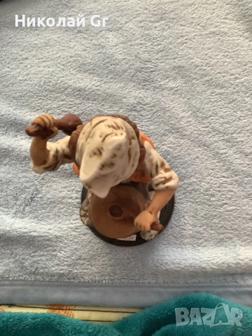 Фигурка  от порцелан.  Височина 19 см стил Каподемонте отличен състояние, снимка 6 - Фигурки - 51531866