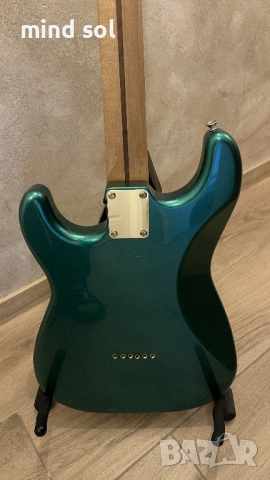 Fender Squier Stratocaster Neck 1993 с къстъм електроника, снимка 13 - Китари - 53830089