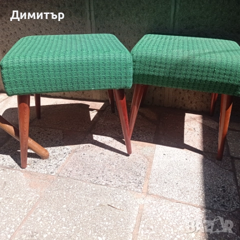 2 броя табуретки 