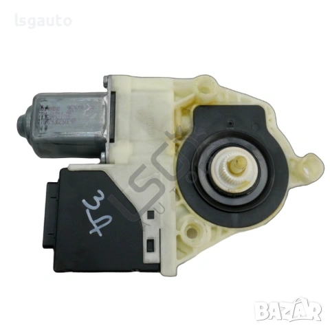 Моторче заден десен ел.стъклоповдигач Volkswagen Passat (B7) 2010-2014 ID: 157084, снимка 2 - Части - 53153525