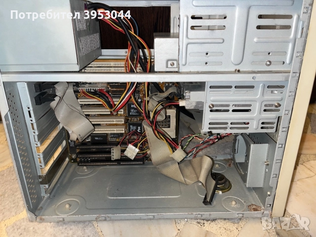 Ретро комп. кутия, снимка 5 - Работни компютри - 52484637