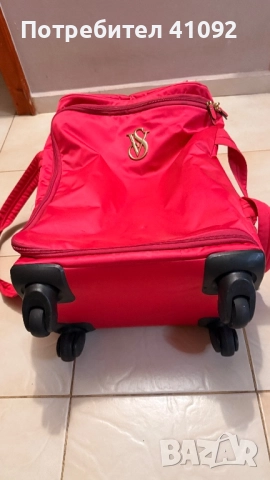 Victoria's secret, снимка 2 - Куфари - 52657125