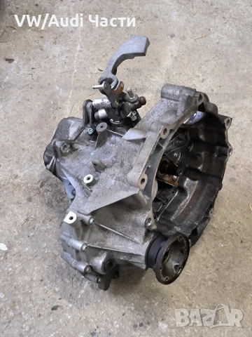 Скоростна кутия за Голф 5 Ауди А3 1.6 фси VW Golf 5 Audi A3 8P 1.6 FSI Passat Touran HBM 02T301103T