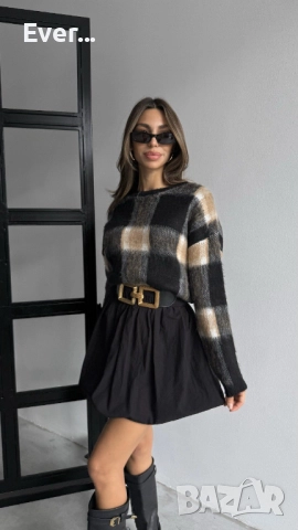 Пуловер овърсайз каре в цвят камел и черно , снимка 2 - Блузи с дълъг ръкав и пуловери - 52332688