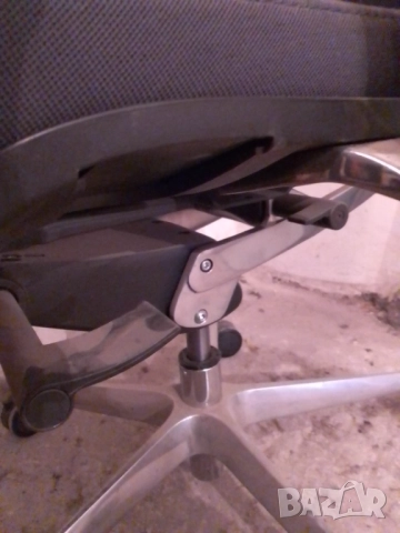 Офис стол, снимка 7 - Столове за офис - 52949278