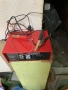 Зарядно за акумулатори 12v - немско, снимка 1
