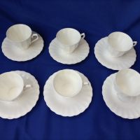 Чашки и чинийки за кафе, костен порцелан 5 на 5 бр, снимка 3 - Чаши - 45343902