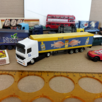 Малки камиончета, снимка 3 - Колекции - 45039948