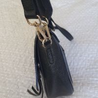 Черна дамска чанта, естествена кожа, снимка 8 - Чанти - 45433460