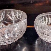 Две кристални купи за ядки. Висококачествен резбован чехски кристал., снимка 1 - Прибори за хранене, готвене и сервиране - 45161995
