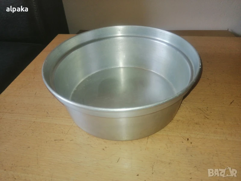 Продавам нова алуминиева тава 20/9см, снимка 1