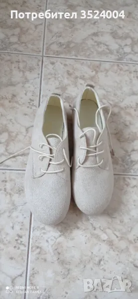 Нови английски велурени бежеви обувки номер 40 цена 26 лева, снимка 1