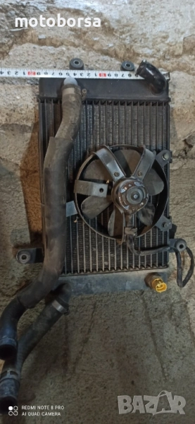 воден радиатор сузуки бъргман 400, снимка 1