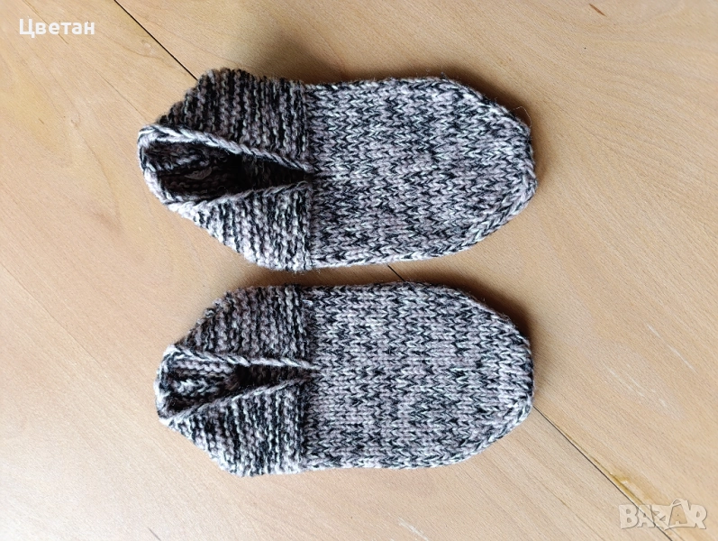 Продавам домашни вълнени терлици ръчна изработка , снимка 1