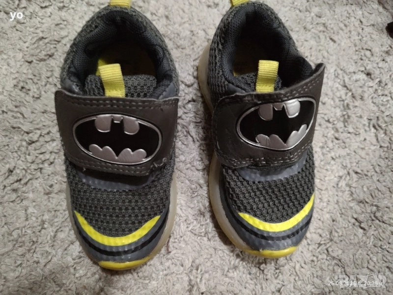 Светещи маратонки Батман , снимка 1