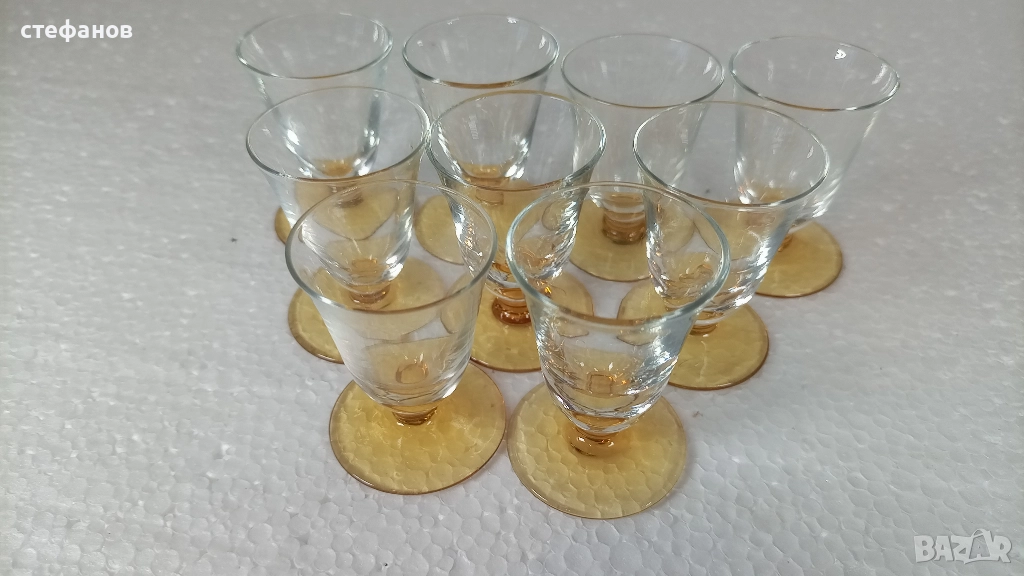 Малки ретро ракиени чашки, 9 бр, столче, снимка 1