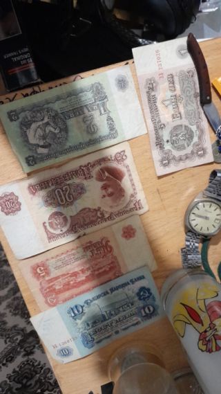 Стара стотинка  1962гд  и различни стари пари коитосе итересува дасе обади