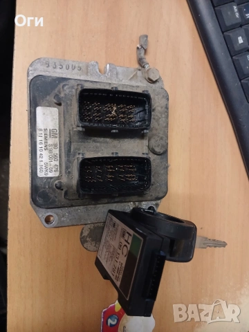 Компютър за Опел Зафира А и Астра G 1.8 16V 90 560 476 / S 98 001 09 