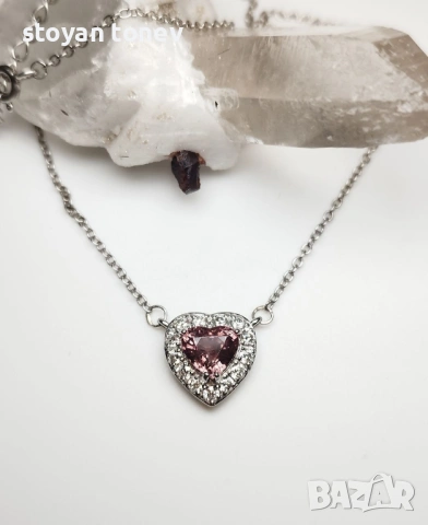 „Магично сърце“ – Ръчно изработено бижу с истинска магия в центъра!