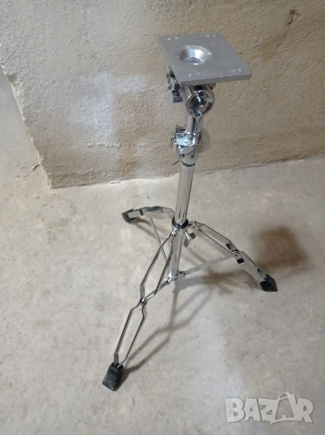 продавам стойка за ел.перкусия-роланд,алесис и др., снимка 2 - Ударни инструменти - 52721465