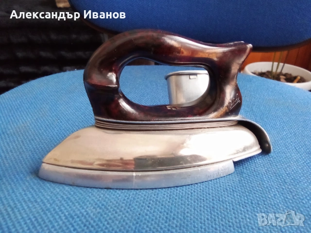  Германска туристическа ютия Hackel 1960-те г., снимка 2 - Антикварни и старинни предмети - 53030962