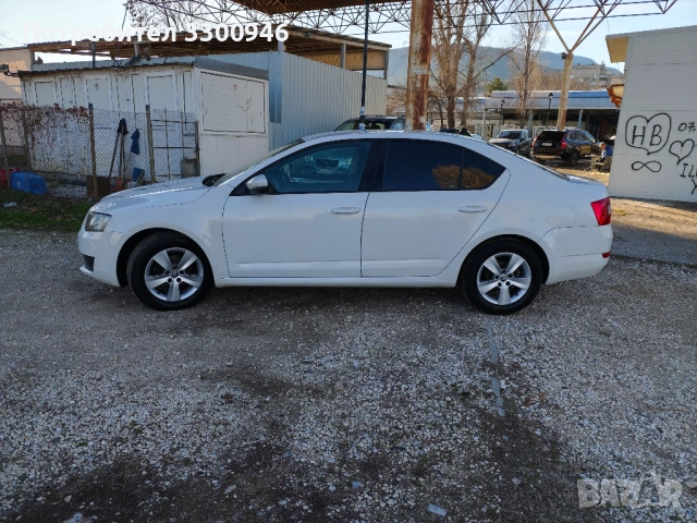 Шкода Октавия , снимка 8 - Автомобили и джипове - 51854040