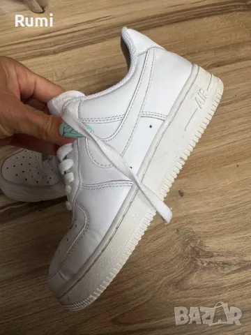 Оригинални кецове NIKE AIR FORCE 1 LOW! 36,5 н, снимка 2 - Кецове - 48104099