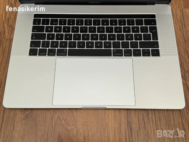 15.4' Retina Core i7 Apple MacBook Pro Late 2016 TouchBar 16GB RAM/512GB SSD/Radeon Pro 455, снимка 9 - Лаптопи за работа - 47141818