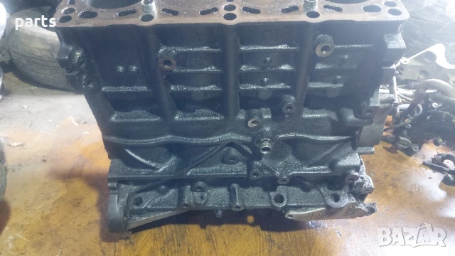 Блок Двигател 1.9TDI 131 AVF Ауди A4 Б6 - Б7 - A6 C5 - A3 8L - VW Пасат 5 - 038AA80HBHV300, снимка 4 - Части - 51078760