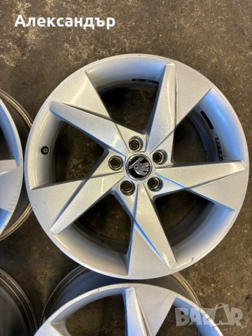 Оригинални джанти Шкода Skoda Scala Kamiq 5x100 17”, снимка 6 - Гуми и джанти - 53798007