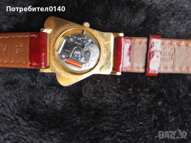 Дамски Швейцарски кварцов часовник  Guillaume, снимка 4 - Дамски - 52457252