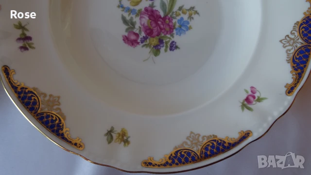 Осем чинии дълбоки за основно crown bavaria china, цветя, злато и кобалт., снимка 5 - Чинии - 51347700