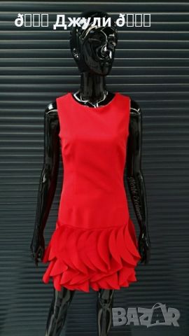 Ефектна червена рокля, снимка 1 - Рокли - 45814758