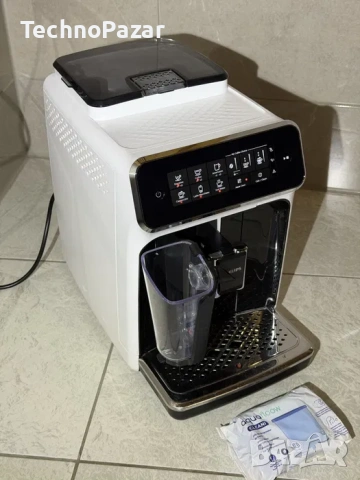 кафемашина Philips EP3243, снимка 2 - Кафемашини - 53295893