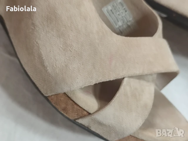 UGG wedge heel sandal 41, снимка 13 - Дамски обувки на ток - 51028623