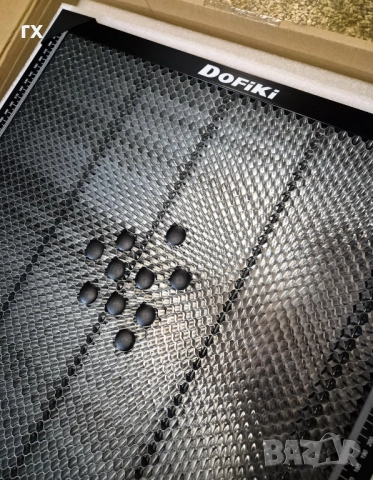 Пчелна пита за лазерно гравиране DoFiki 400x400mm, снимка 4 - Други инструменти - 52924820