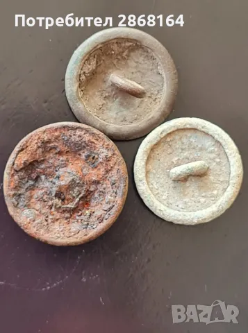 8 броя много стари копчета, снимка 2 - Антикварни и старинни предмети - 50360133