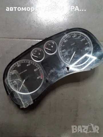Уредно табло (километраж) за Пежо 307 2001г. Дизел