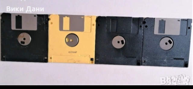 големи и малки ретро дискети , снимка 6 - Други - 31669944