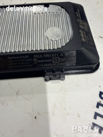 5NA980611A безжично зарядно за телефон от Volkswagen Golf VIII, 2.0 TDI BlueMotion, двигател DTTC, снимка 3 - Части - 53033934