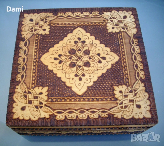 Дървени пирографирани кутии мускали, снимка 3 - Декорация за дома - 52877317